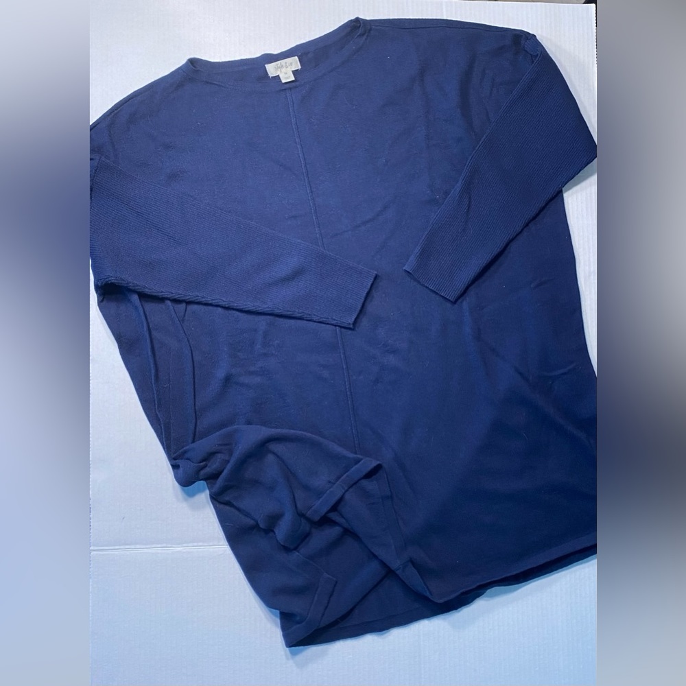 Navy tunic length, 3/4 sleeve sweater